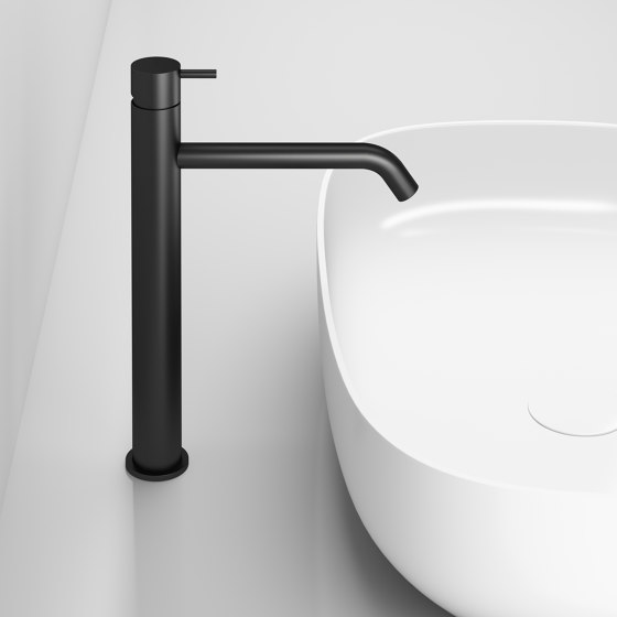 Nero 02 | Wash basin taps | Vallone
