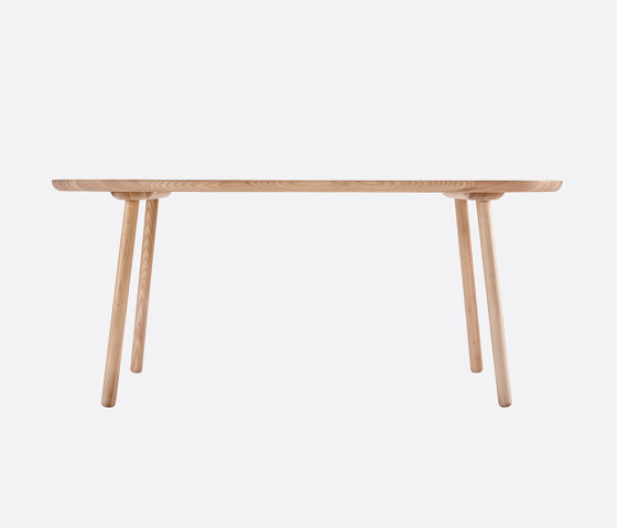 Naïve Dining Table, oval, natural ash | Dining tables | EMKO PLACE