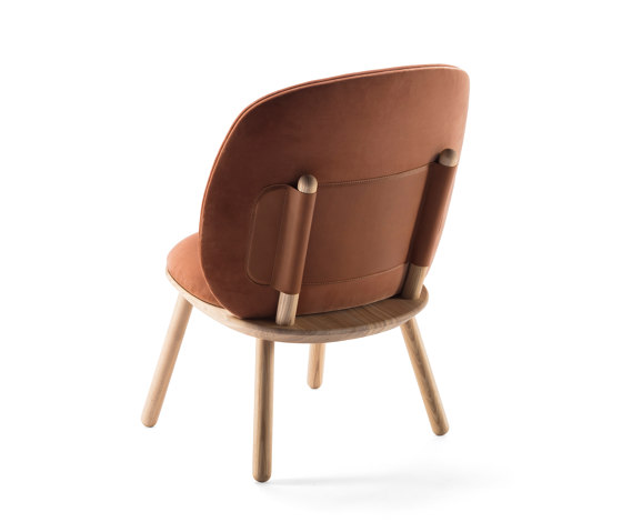 Naïve Low Chair, terracotta, velour | Sillones | EMKO PLACE