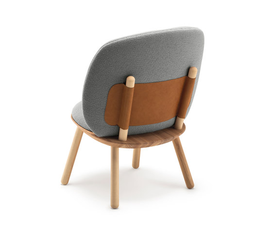 Naïve Low Chair, light grey, Camira | Poltrone | EMKO PLACE
