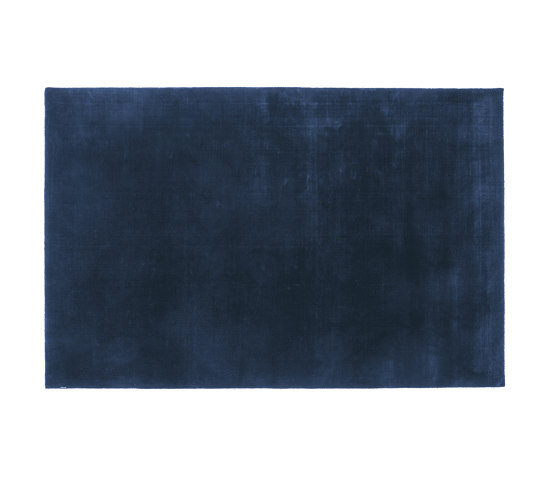 Studio NYC PolySilk velvet blue | Alfombras / Alfombras de diseño | kymo