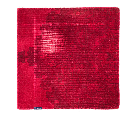 The Mashup Pure Edition Antique red | Rugs | kymo