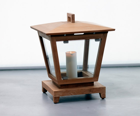 mary's objects mood | Classic Candle Holder - teak | Windlichter | MARY&