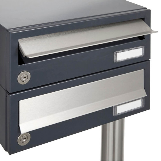 Basic | 12er Edelstahl Standbriefkasten Design BASIC Plus 385XP ST-T - RAL nach Wahl | Mailboxes | Briefkasten Manufaktur