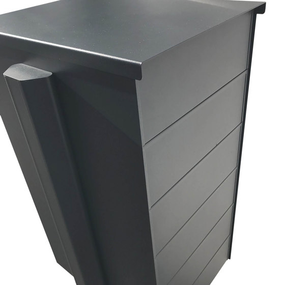 Basic | 9er Edelstahl Standbriefkasten Design BASIC Plus 385XP ST-T - RAL nach Wahl | Mailboxes | Briefkasten Manufaktur