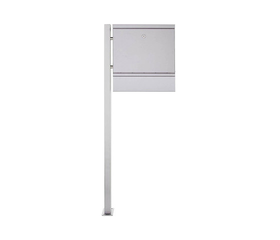 Brecht | 1 Säulen Design Standbriefkasten BRECHT ST-BP mit Zeitungsfach - Edelstahl V2A geschliffen Rechts | Buzones | Briefkasten Manufaktur
