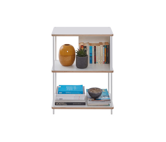 Pal shelf 
laquered in 20 colours
60 cm width | Estantería | Müller small living