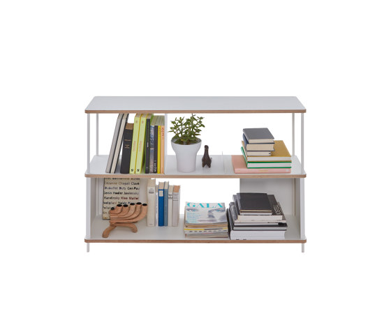 Pal shelf 
laquered in 20 colours
120 cm width | Estantería | Müller small living