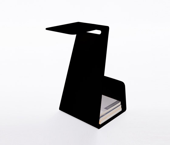 Swan side table | Tables d'appoint | Müller small living