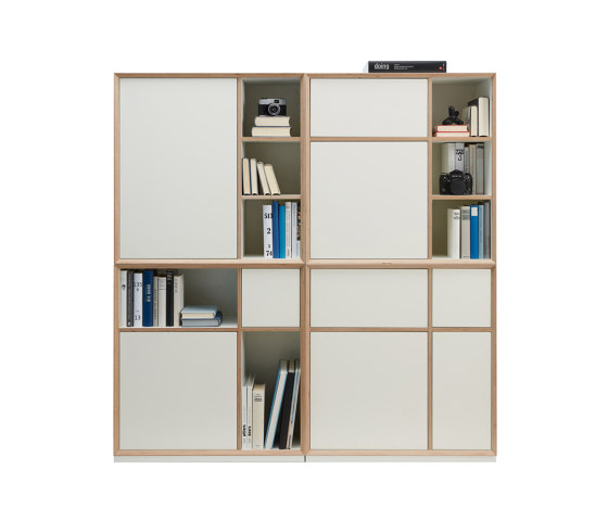 Vertiko cabinet furniture module lacquered in 20 colours | Estantería | Müller small living