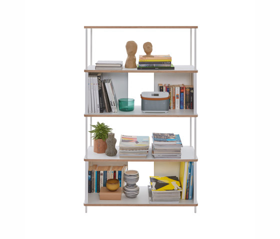 Pal shelf laquered in 20 colours90 cm width | Étagères | Müller small living