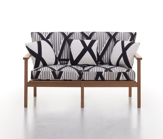Capri 25 | Sofas | Very Wood