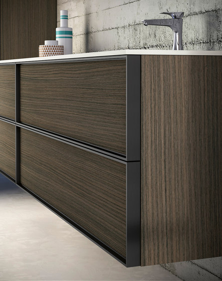 Class  01 | Wall cabinets | GB GROUP