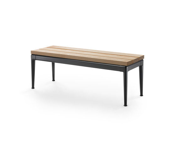 Pico Outdoor side tables | Mesas de centro | Flexform