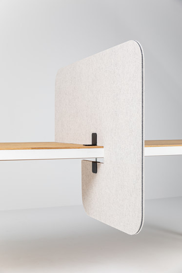 BuzziTripl Desk Split by BuzziSpace | Table accessories