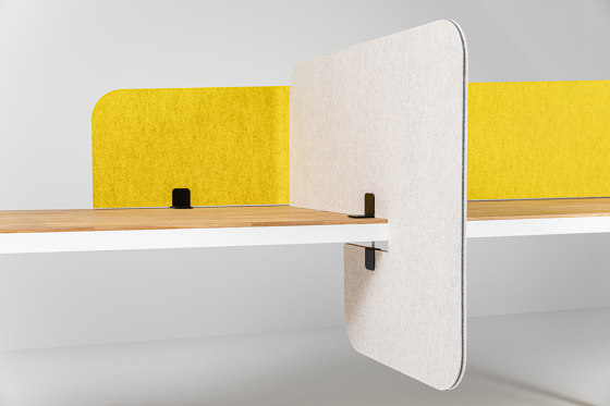 BuzziTripl Desk Split by BuzziSpace | Table accessories
