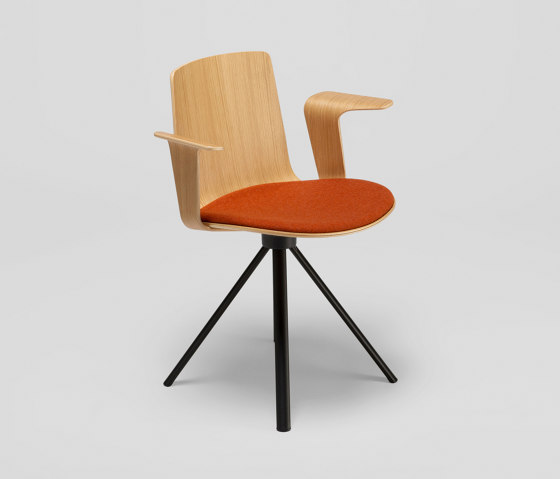Lottus spin chair | Chairs | ENEA