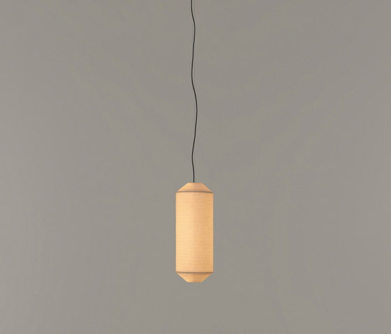 Tekiò Vertical P1 | Pendant Lamp | Pendelleuchten | Santa & Cole