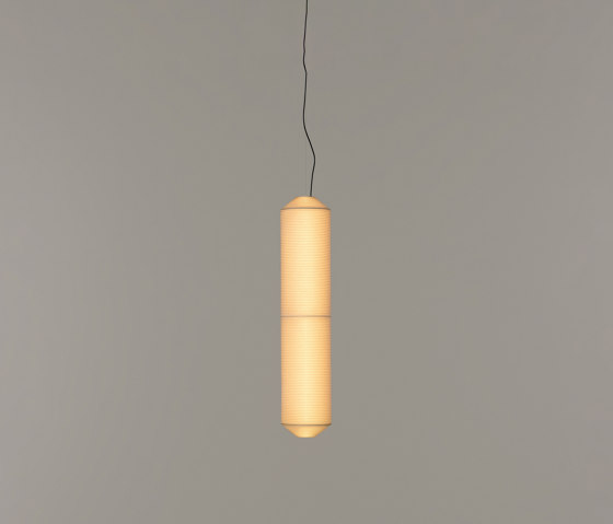 Tekiò Vertical P2 | Pendant Lamp | Lampade sospensione | Santa & Cole