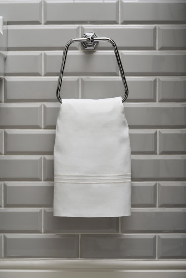 Home Boutique | Pure linen hand towel | Towels | Devon&Devon