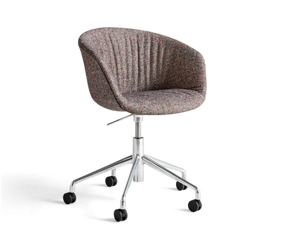 About A Chair AAC53 Soft | Sillas | HAY