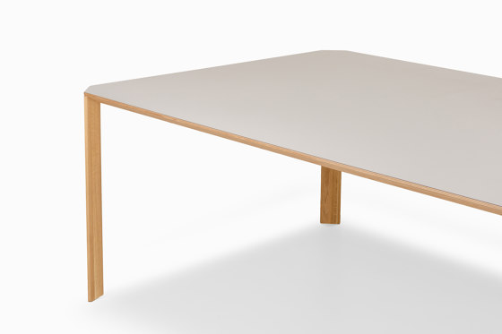 Ermete | Contract tables | True Design