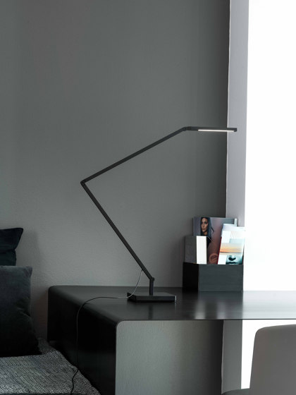 Untitled Table Linear | Table lights | Nemo