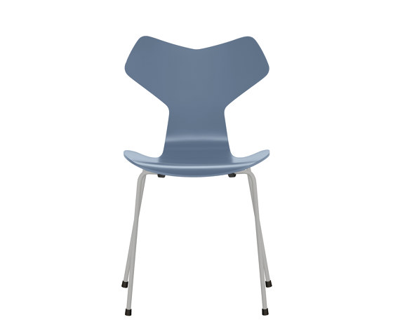 Grand Prix™ | Chair | 3130 | Dusk blue lacquered | Nine grey base | Sedie | Fritz Hansen