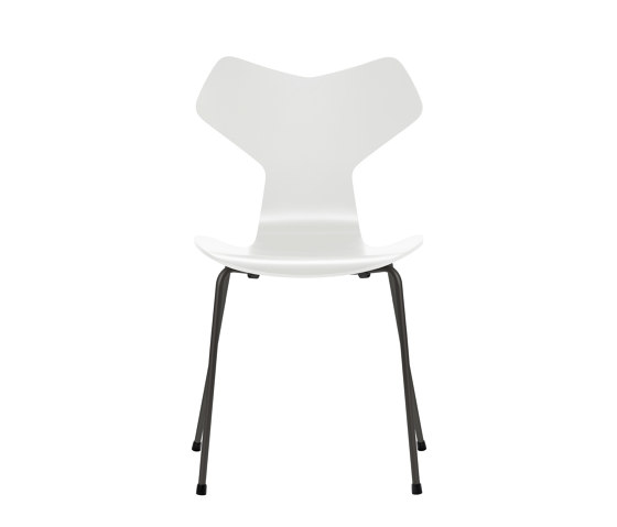 Grand Prix™ | Chair | 3130 | White lacquered | Warm graphite base | Chaises | Fritz Hansen