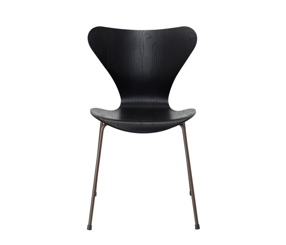 Series 7™ | Chair | 3107 | Black coloured ash | Brown bronze base | Stühle | Fritz Hansen