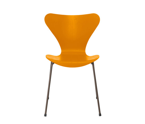 Series 7™ | Chair | 3107 | Burnt Yellow coloured ash | Brown bronze base | Sedie | Fritz Hansen