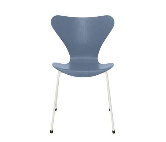 Series 7™ | Chair | 3107 | Dusk Blue coloured ash | White base | Sillas | Fritz Hansen