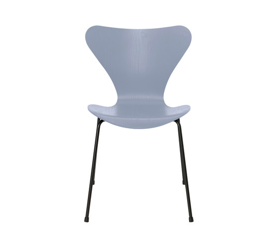 Series 7™ | Chair | 3107 | Lavender blue coloured ash | Black base | Chairs | Fritz Hansen