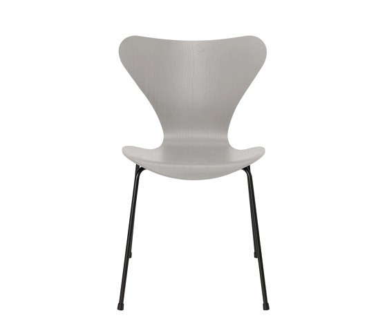 Series 7™ | Chair | 3107 | Nine grey coloured ash | Black base | Chairs | Fritz Hansen