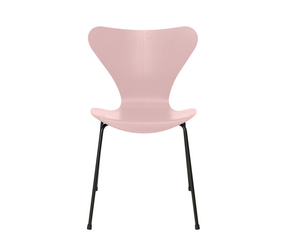 Series 7™ | Chair | 3107 | Pale rose coloured ash | Black base | Stühle | Fritz Hansen