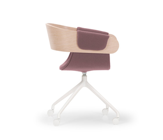 Kay | Chairs | True Design