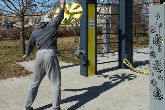 Punto Fit | Multifunctional workout rig – 2 meters | Attrezzi braccia-spalle | Punto Design