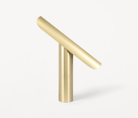 T-lamp l table l brushed brass | Table lights | Frama