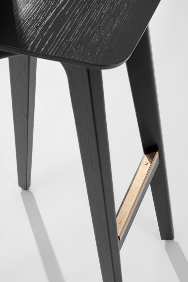 Morph Bar Wooden Seat | Bar stools | Zeitraum