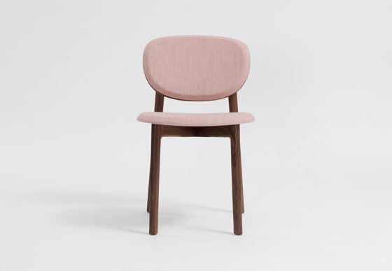 Zenso Fully Upholstered Seat and Padded Back | Sillas | Zeitraum