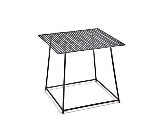 Metal Side Table Black Filippo | Side tables | Serax