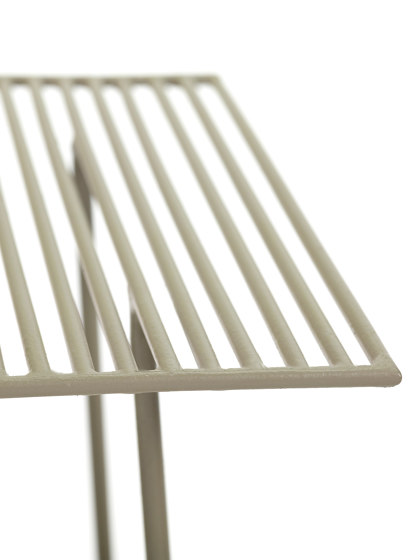 Metal Side Table Grey Filippo | Tavolini alti | Serax