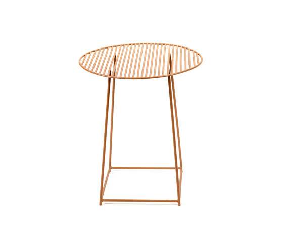 Metal Table D'appoint Ocre Filippo | Tables d'appoint | Serax