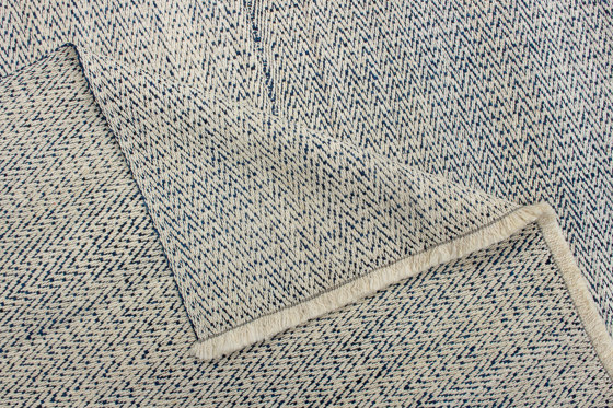 Minimalism | ID 5500 | Tapis / Tapis de designers | Lila Valadan