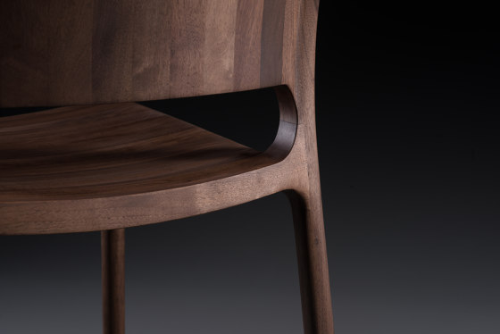 Latus chair | Chairs | Artisan