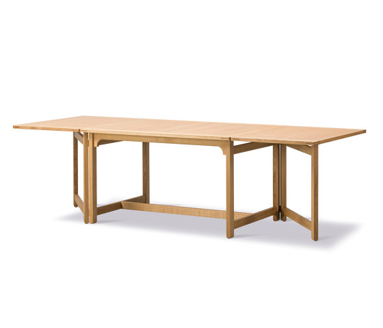 BM71 Library Table | Tables de repas | Fredericia Furniture