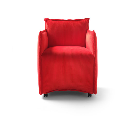 Medven small armchair | Sessel | Eponimo