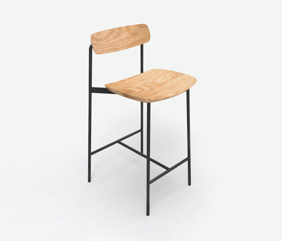 Sia Stool | Bar stools | nau design