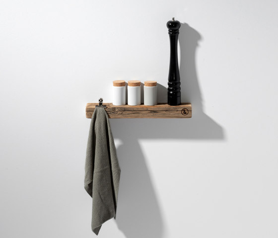 Reclaimed Wood 02 Picture Ledge | Picture hanging systems | weld & co