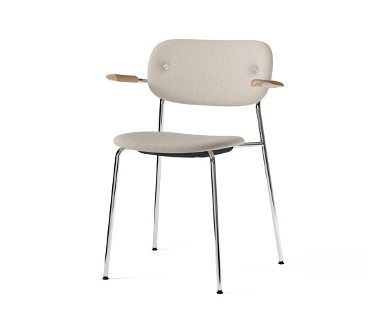 Co Chair, fully upholstered with armrest, Chrome | Natural Oak | Doppiopanama T14012 004 | Stühle | Audo Copenhagen